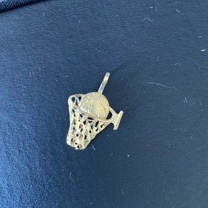 14ct gold basketball charm